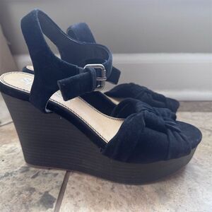 Splendid Nada Wedge Sandals Women's Size 8.5 Black Casual‎ Suede